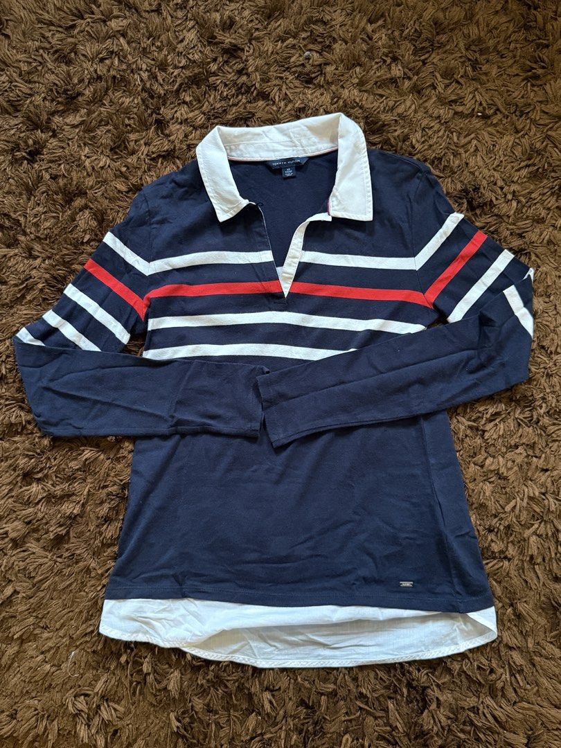 Tommy Hilfiger Long Sleeves (Category: Longsleeves) located in Quezon City. Submitted by wear.again.ph (Listing ID 1469515427, Image 2). Description: 🩵 Negotiable 🩵 Has a tiny stain but unnoticeable .
