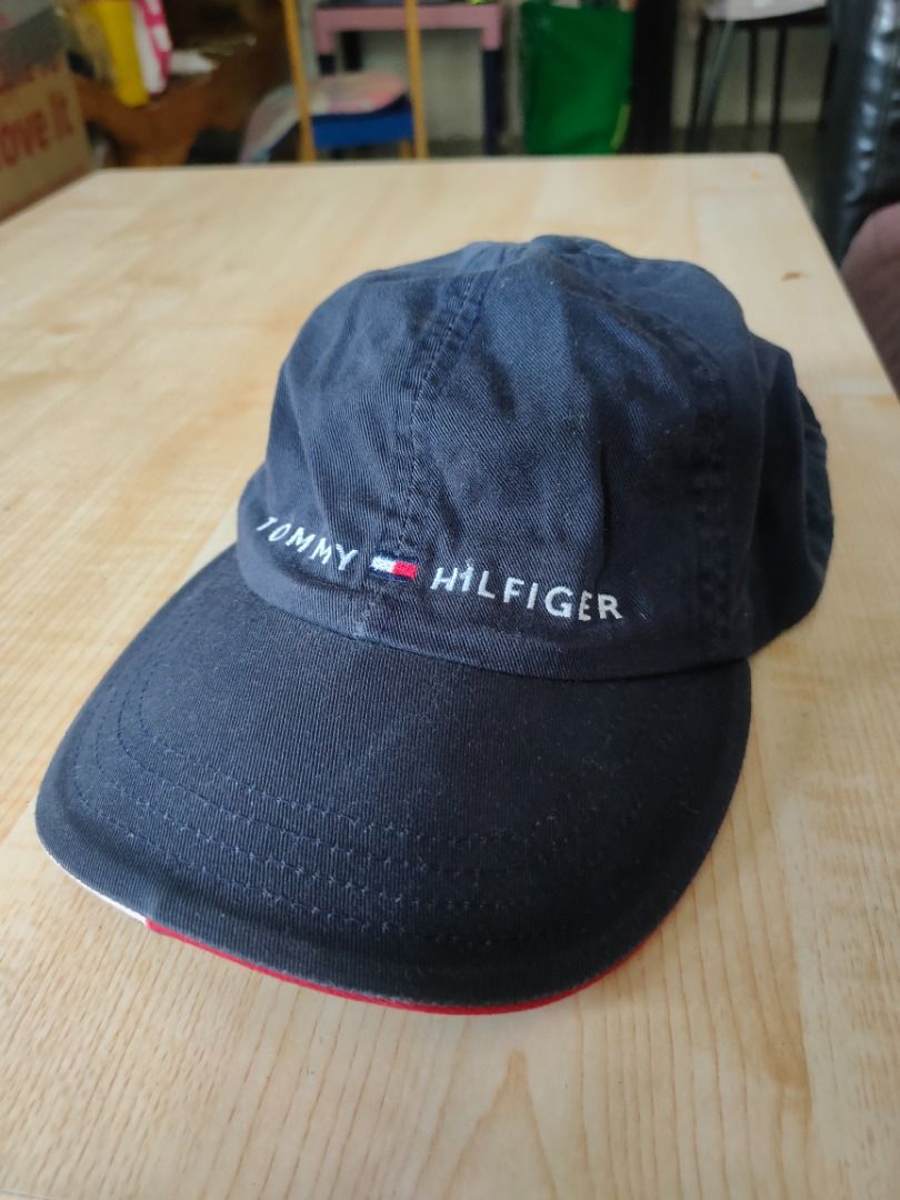 Tommy Hilfiger Navy Cap (Category: Caps & Hats) located in Dasmarinas. Submitted by jethroespinosa (Listing ID 1469399960, Image 1). Description: No issues or alterations Loc: Dasma Cavite For declutter MOP: Gcash .
