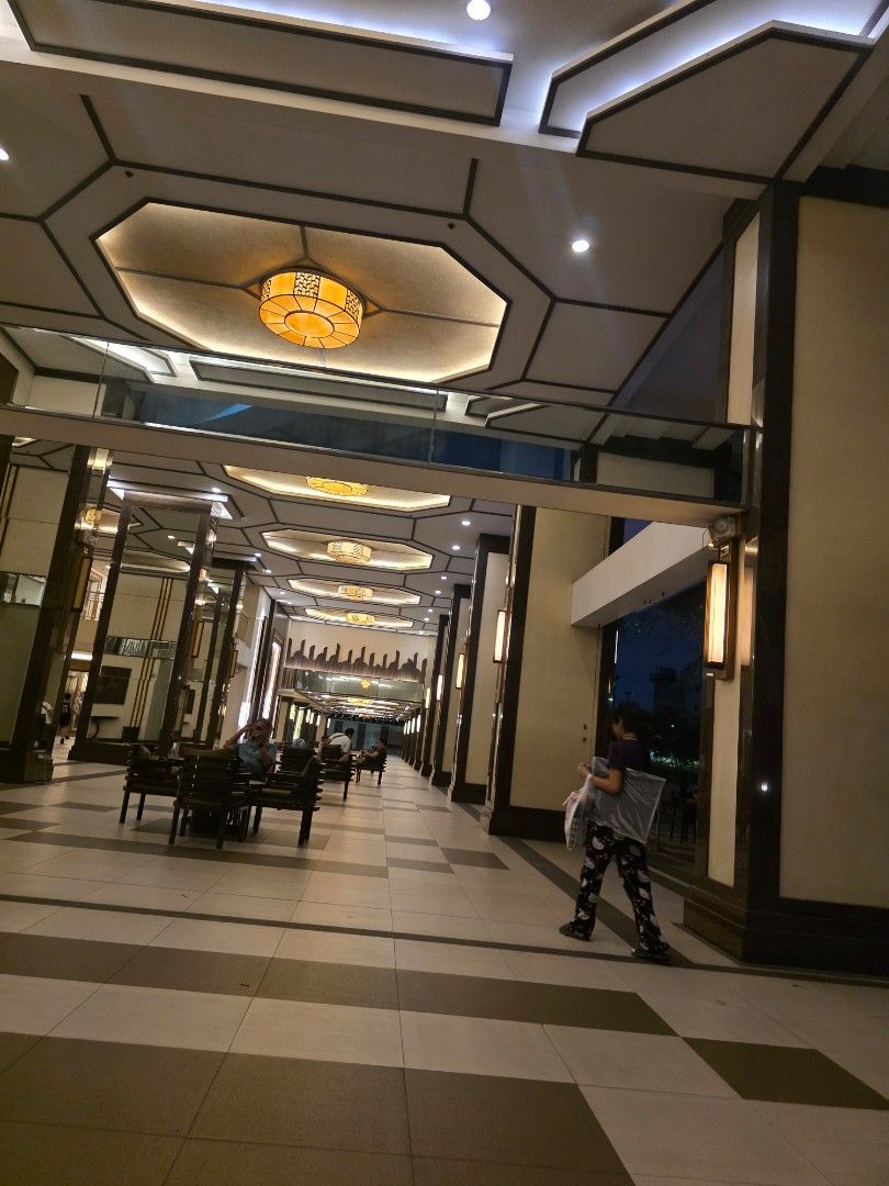 Torre de Manila Condo 1BR For Rent (Category: Apartments & Condos) located in Caloocan City. Submitted by rmw_properties85537 (Listing ID 1469454331, Image 3). Description: 1BR with balcony 2 Airconditioners 2 ceiling fans brand new fully automatic washing machine refrigerator, TV , SOFA BED stainless bunk bed microwave kitchenware, beddings, curtains space saving a cordion doors rangehood water heater for shower.