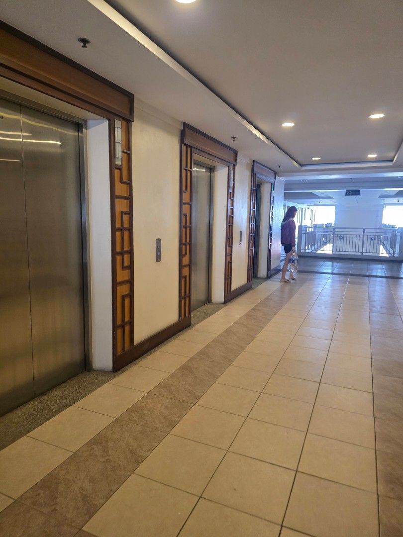 Torre de Manila Condo 1BR For Rent (Category: Apartments & Condos) located in Caloocan City. Submitted by rmw_properties85537 (Listing ID 1469454331, Image 2). Description: 1BR with balcony 2 Airconditioners 2 ceiling fans brand new fully automatic washing machine refrigerator, TV , SOFA BED stainless bunk bed microwave kitchenware, beddings, curtains space saving a cordion doors rangehood water heater for shower.
