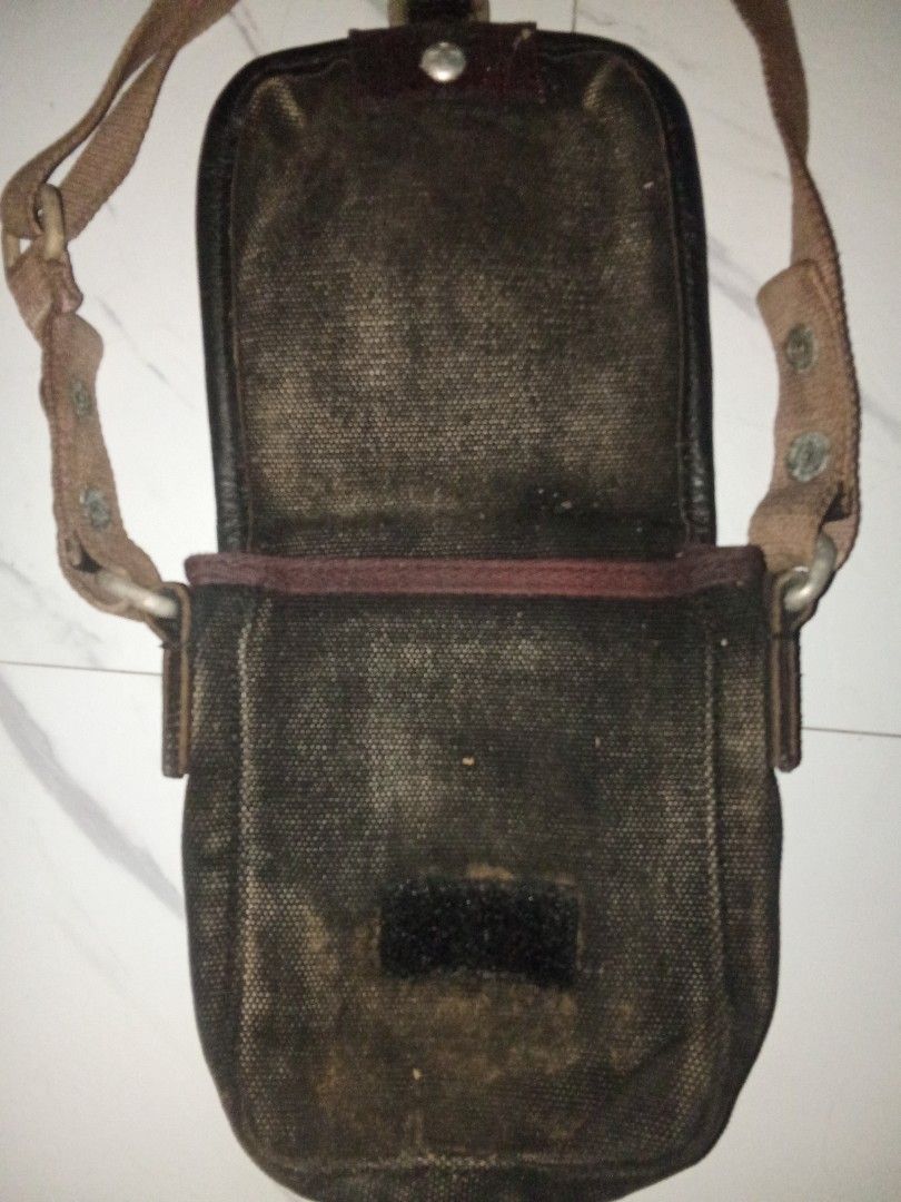 Tough Jeans Mini Sling Bag Original (Category: Sling Bags) located in Manila. Submitted by christoph17 (Listing ID 1469544622, Image 3). Description: great condition original rare size Sling Bag can fits iphone's pro.
