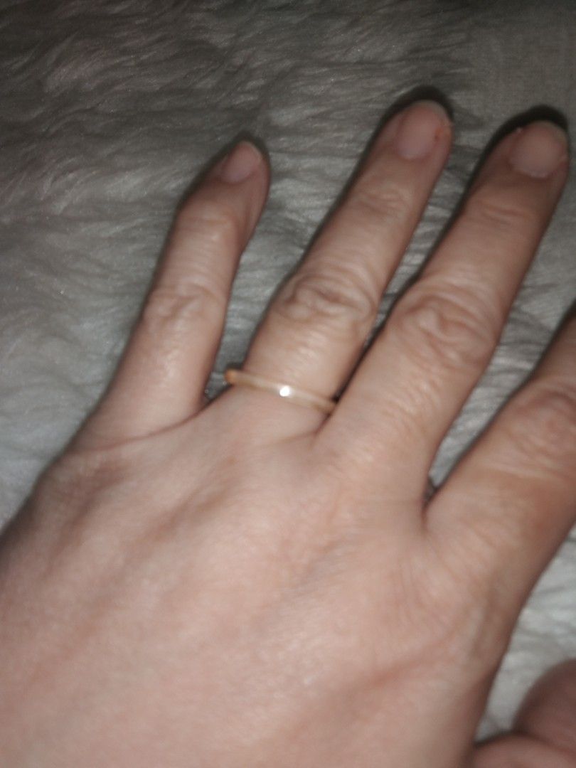 Transparent orange ring (Category: Rings) located in Quezon City. Submitted by eidorableshop (Listing ID 1469408846, Image 1). Description: .