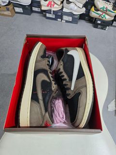 Travis Scott x Air Jordan 1 Low Reverse Mocha, Men's Fashion, Footwear ...