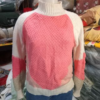 (Category: ) located in . Submitted by thrifted.fashionshop (Listing ID 1469551965, Image 1). Description: .
