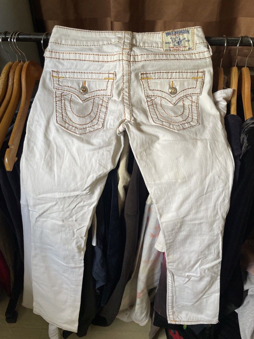 True Religion Straight (Category: Jeans) located in Marikina City. Submitted by kaelnbellecloset (Listing ID 1469413054, Image 2). Description: None.