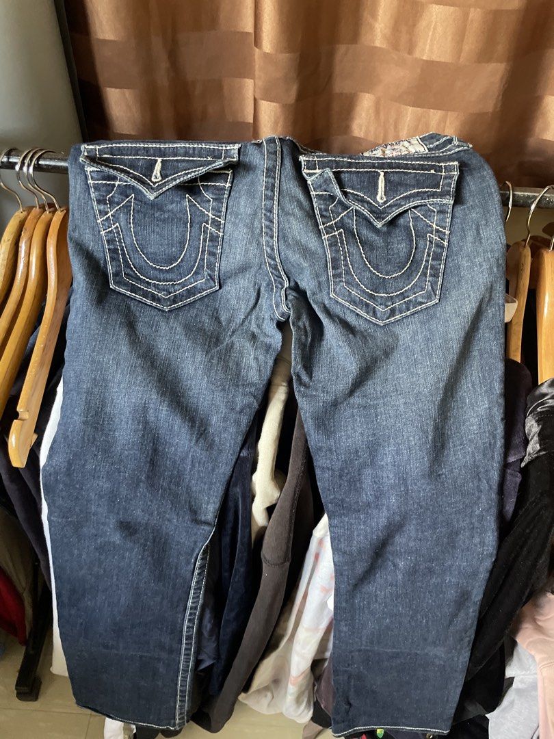 True Religion Straight (Category: Jeans) located in Marikina City. Submitted by kaelnbellecloset (Listing ID 1469413313, Image 2). Description: No back buttons.