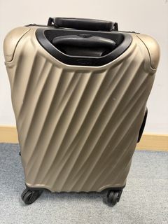（分類：）位於 。 由 bonhams 提交（商品編號 1469417271，圖片 1）。簡介： 。