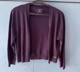 (Category: ) located in . Submitted by elmiras_closet (Listing ID 1469466050, Image 1). Description: .