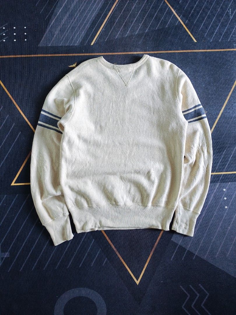 UES double V 15th marines sweatshirt 40s repro (Category: Coats, Jackets and Outerwear) located in Baguio. Submitted by used_clothing2600 (Listing ID 1469453365, Image 2). Description: UES double V 15th marines sweatshirt 40s repro size 2 minor stains verygood condition width 19.5 length 25.5 shoulders 17 sleeve length 25.5 P 2,000.