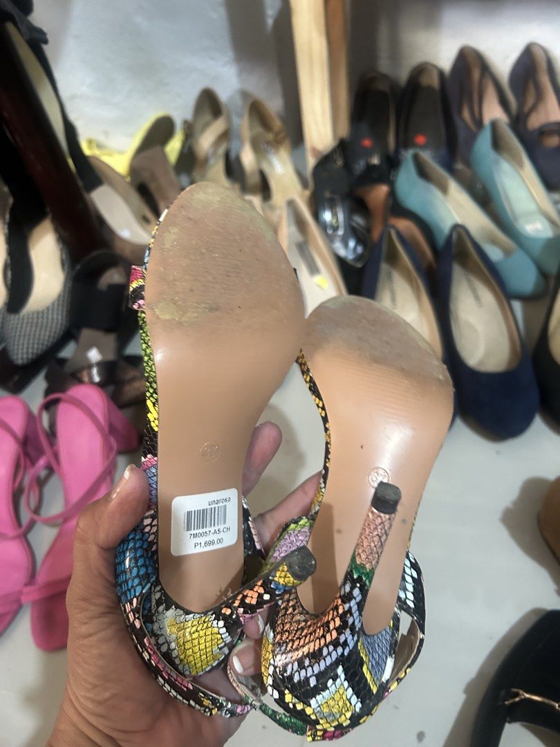 Una Rosa (Category: Heels) located in Cavite. Submitted by cecitrifthshop (Listing ID 1469421082, Image 2). Description: Multi colored snake print high heeled ankle strap sandals from UNA Rosa brand size .