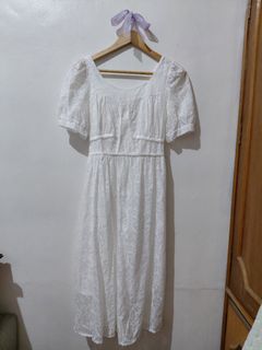 (Category: ) located in . Submitted by wornwardrobe (Listing ID 1469426677, Image 1). Description: .