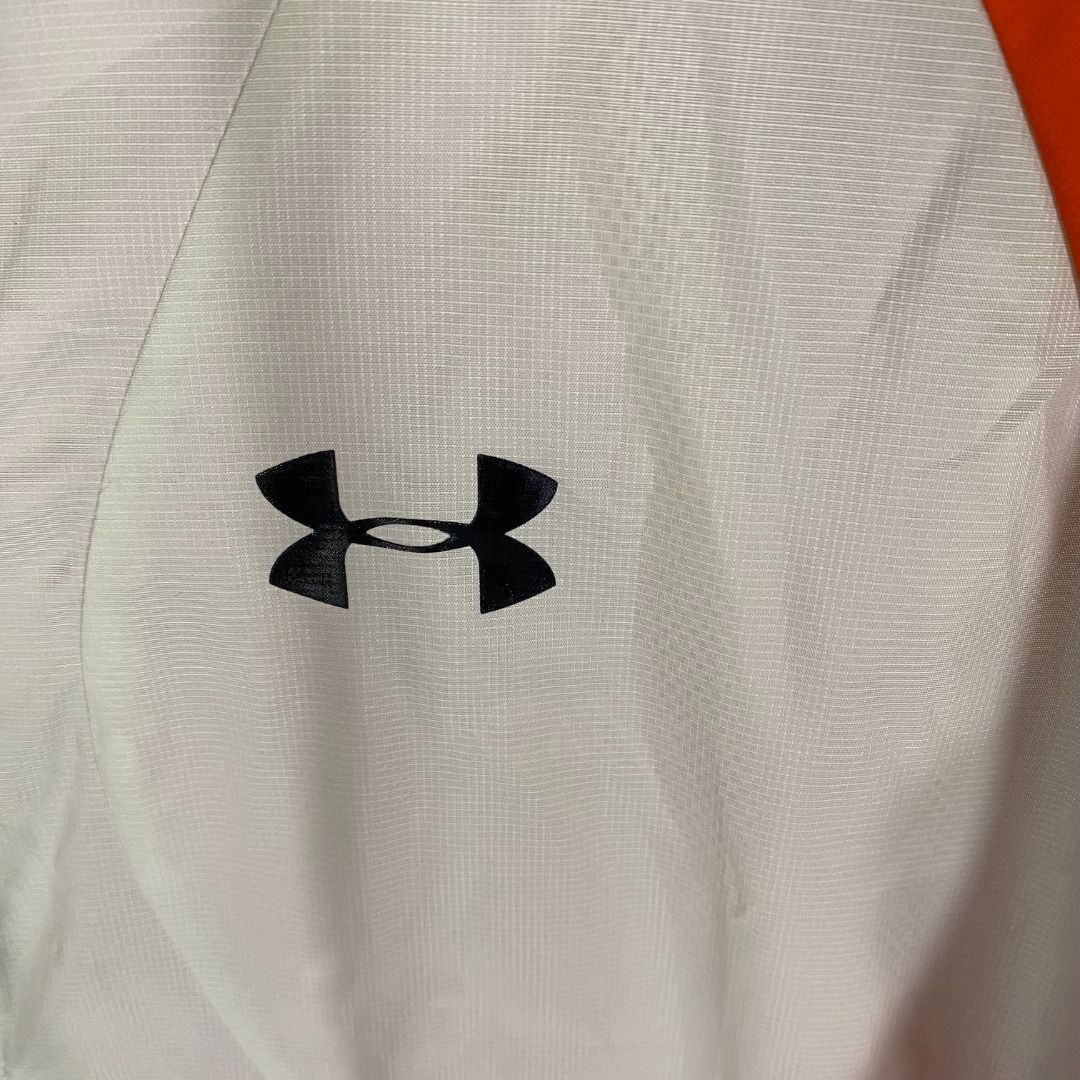 Under Armour Storm Lightweight Windbreaker / Hooded Jacket - Size Medium (Category: Activewear) located in Antipolo. Submitted by canadafindss (Listing ID 1469413710, Image 3). Description: Visit & Follow Canada Finds for more premium thrift, streetwear, vintage, techwear, activewear, and branded finds from Canada 🇨🇦 More items posted regularly: https://www.carousell.ph/u/canadafindss Under Armour Storm Lightweight Windbreaker / Hooded Jacket -
