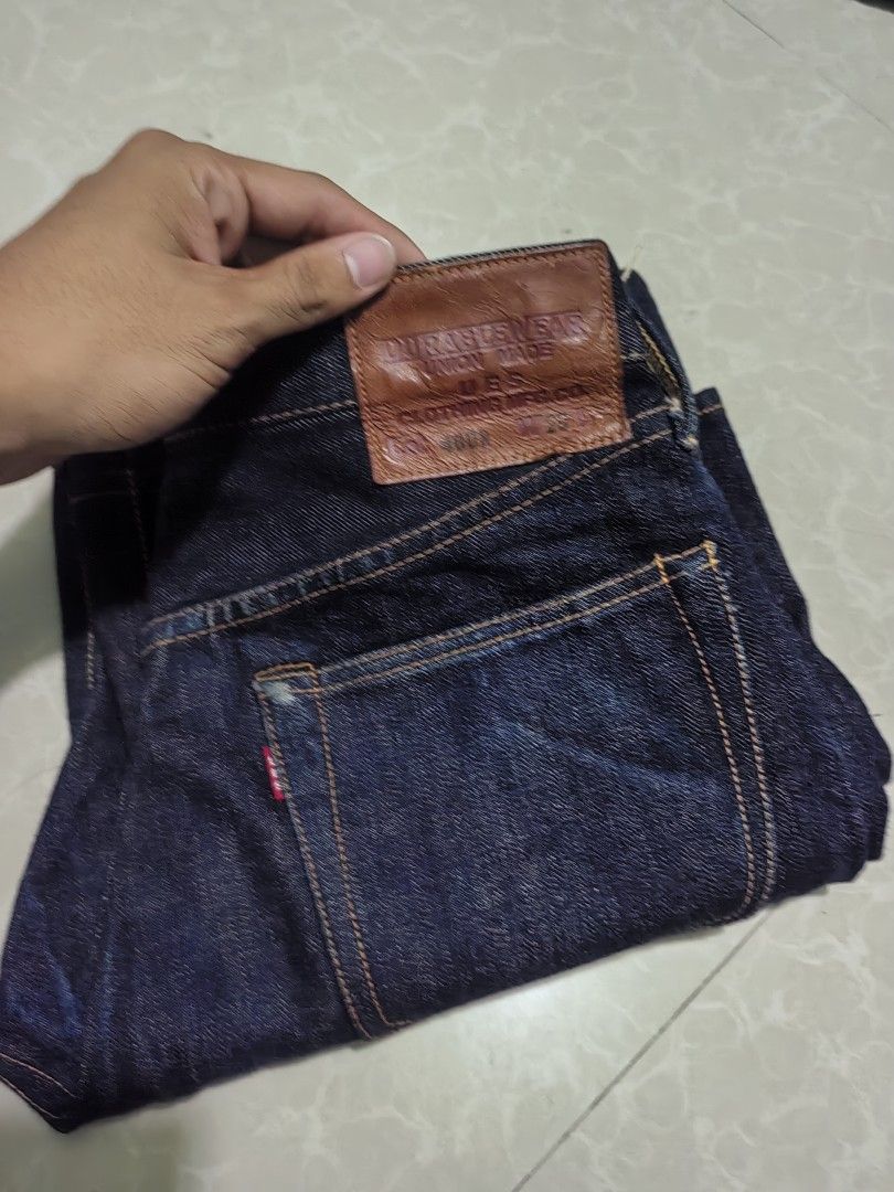 Union made selvedge jeans (Category: Jeans) located in Samal. Submitted by rj_thrift (Listing ID 1469534749, Image 1). Description: Size 28-30x37 leg 9 No issue Excellent condi Crispy condi.