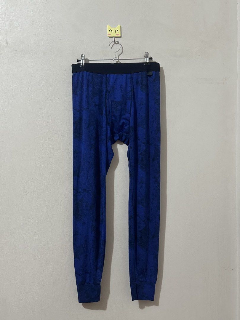 Uniqlo Blue Heat Tech Leggings Medium (Category: Coats, Jackets and Outerwear) located in Balanga. Submitted by winterlab_ph (Listing ID 1469412305, Image 1). Description: B376.