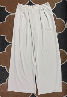 (Category: ) located in . Submitted by ziha.thrift (Listing ID 1469406025, Image 1). Description: .