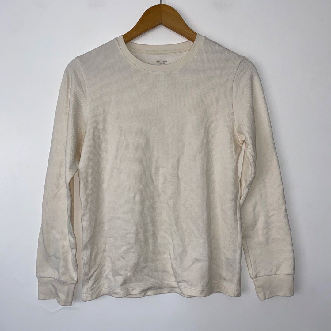 Uniqlo heattech long sleeve (Category: Babies & Kids Fashion) located in San Jose del Monte. Submitted by daintycut (Listing ID 1469412892, Image 1). Description: Size 160 cm.