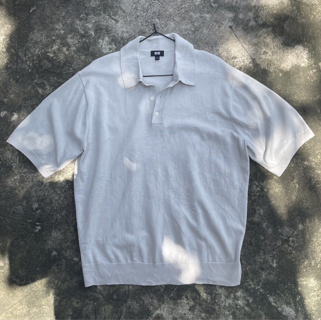 uniqlo knit poloshirt (Category: Tshirts & Polo Shirts ) located in Las Pinas. Submitted by moncaz2461827 (Listing ID 1469425655, Image 2). Description: Un!qlo unisex washable knit polo jumper Size large men or xl womens Good as new condition Color rate 9.9/10 (cream) No issue Need proper wash .