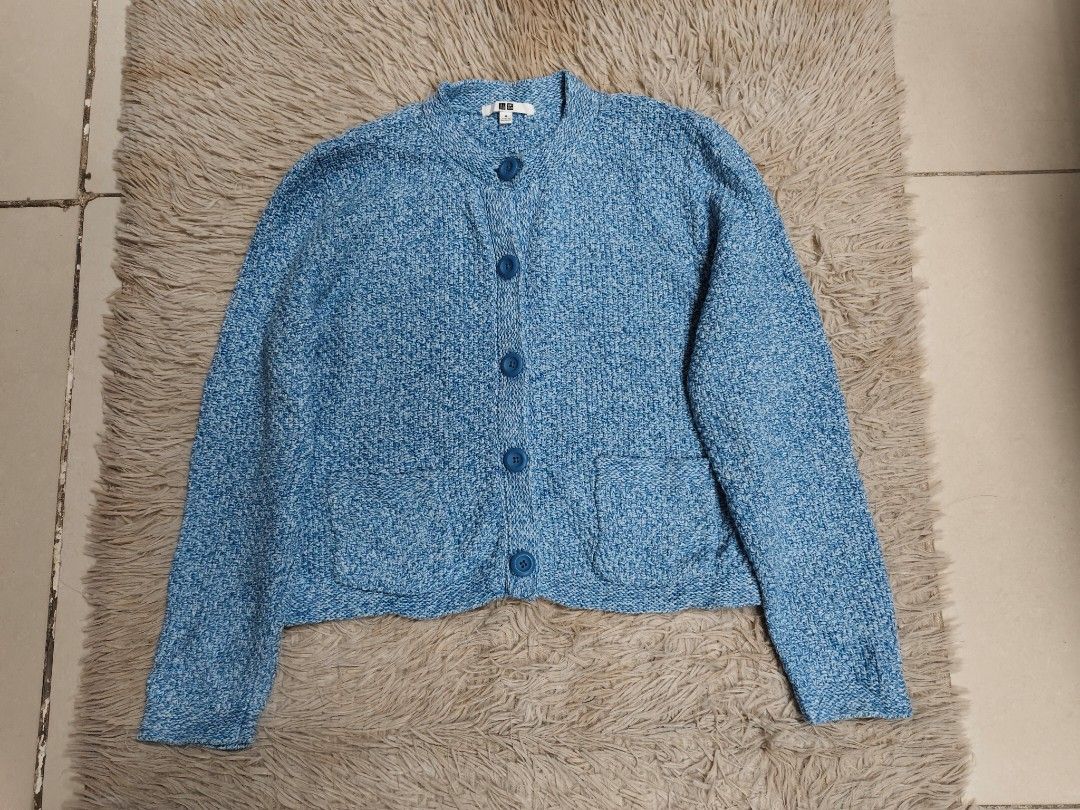 Uniqlo Knitted Short Jacket (Category: Coats, Jackets and Outerwear) located in Angeles City. Submitted by miss_independent01 (Listing ID 1469410666, Image 3). Description: Uniqlo Knitted Short Jacket Width: 19 (Medium on tag) Length: 19 Sleeve: 21 Shoulder: 15 MOP: Gcash ✅ Mine Now, Pay Now ✅ First to Pay, Gets the Item 📍 PAMPANGA Courier: JnT 🚚🚚 PM 💌💌.