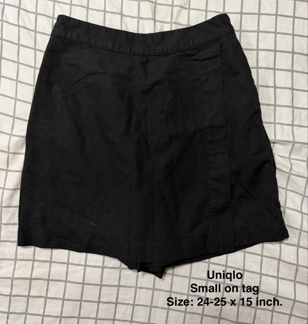 Uniqlo Linen Blend Skort (Category: Shorts) located in Manila. Submitted by pinkyswearshop2.0 (Listing ID 1469476333, Image 1). Description: .