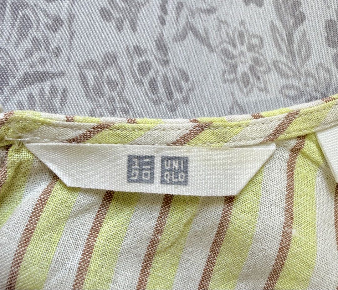 Uniqlo linen top (Category: Blouses) located in Tarlac. Submitted by giannisdeclutters4106 (Listing ID 1469496335, Image 2). Description: Like new Medium on tag.