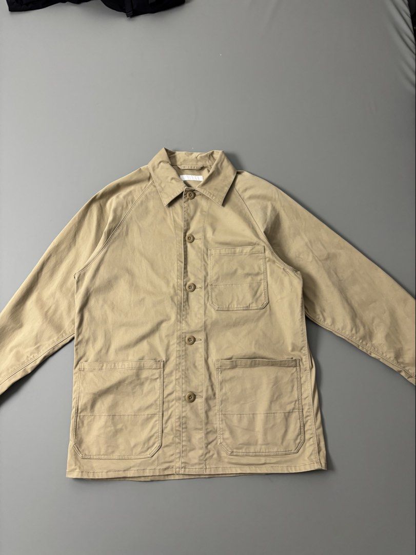 Uniqlo Men’s Utility Jacket Medium (Category: Coats, Jackets and Outerwear) located in San Fernando. Submitted by kayemanalac_05 (Listing ID 1469527500, Image 2). Description: Medium L 28 W 21.5.