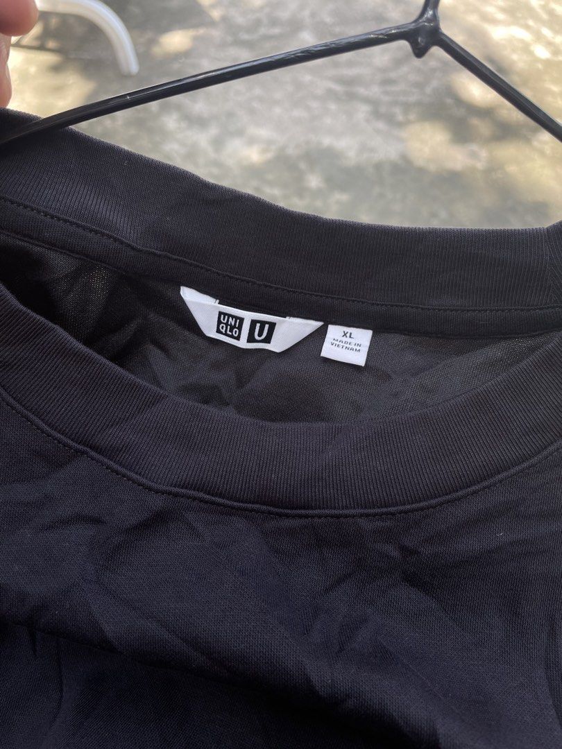 uniqlo oversized airism aspack (Category: Tshirts & Polo Shirts ) located in Las Pinas. Submitted by moncaz2461827 (Listing ID 1469425373, Image 3). Description: Un!qlo airism oversized tee aspack Both xl size on tag Both same dimes 23.5x28 Both excellent to like new condition Color rate 9.9/10 ( 1 black & 1 white) Both no issue .