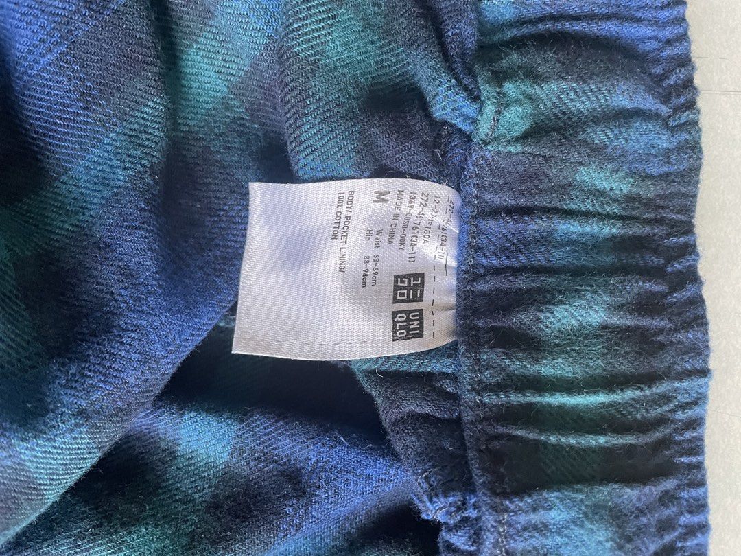 Uniqlo Plaid Loungewear (Category: Undergarments & Loungewear) located in Manila. Submitted by lazythrifter.ph (Listing ID 1469407948, Image 3). Description: Lightly used With pockets, cropped Size: M Waist: 13” Inseam: 23”.