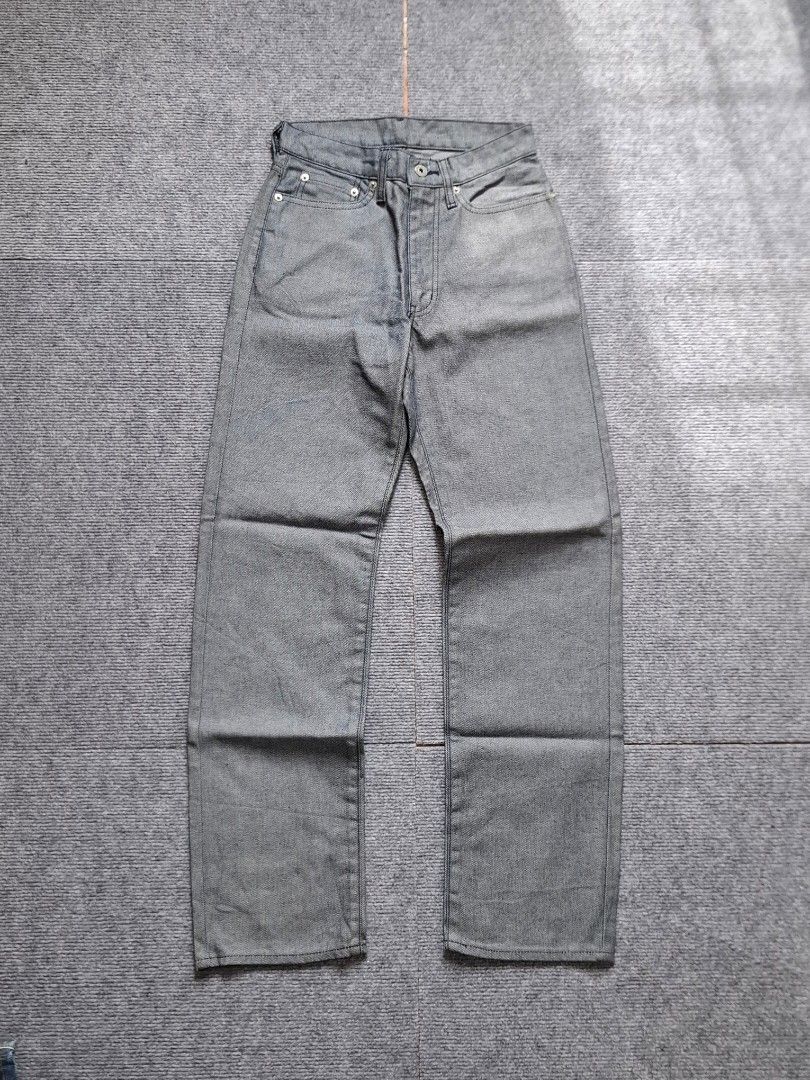 UNIQLO Raw Denim Regular Fit Jeans (Category: Jeans) located in Las Pinas. Submitted by nevergetsold.ph (Listing ID 1469484161, Image 1). Description: UNIQLO Raw Denim Regular Fit Jeans Dimentions (inches) Waist: 26 Length: 41 Thigh: 11.5 Hem: 7.5 Issues: none.