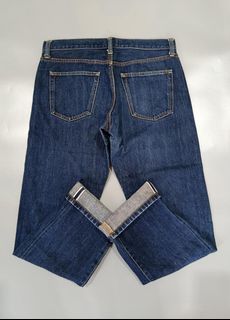 (Category: ) located in . Submitted by aydenthriftwear (Listing ID 1469435984, Image 1). Description: .