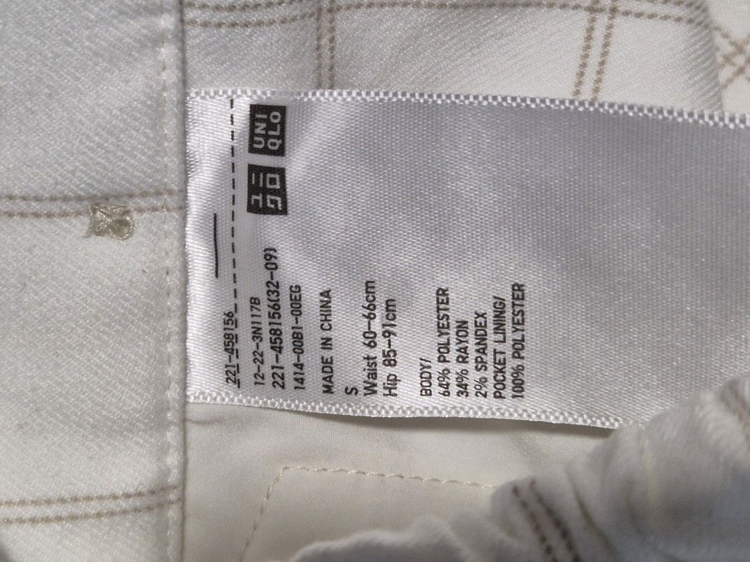 UNIQLO SKORT (SMALL) (Category: Other Bottoms) located in Baguio. Submitted by uniq_lyn (Listing ID 1469421032, Image 2). Description: .