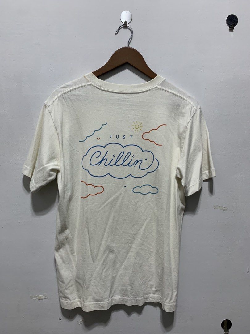 UNIQLO T-shirt (Category: Tshirts & Polo Shirts ) located in Caloocan City. Submitted by eightyythrift (Listing ID 1469565651, Image 2). Description: .