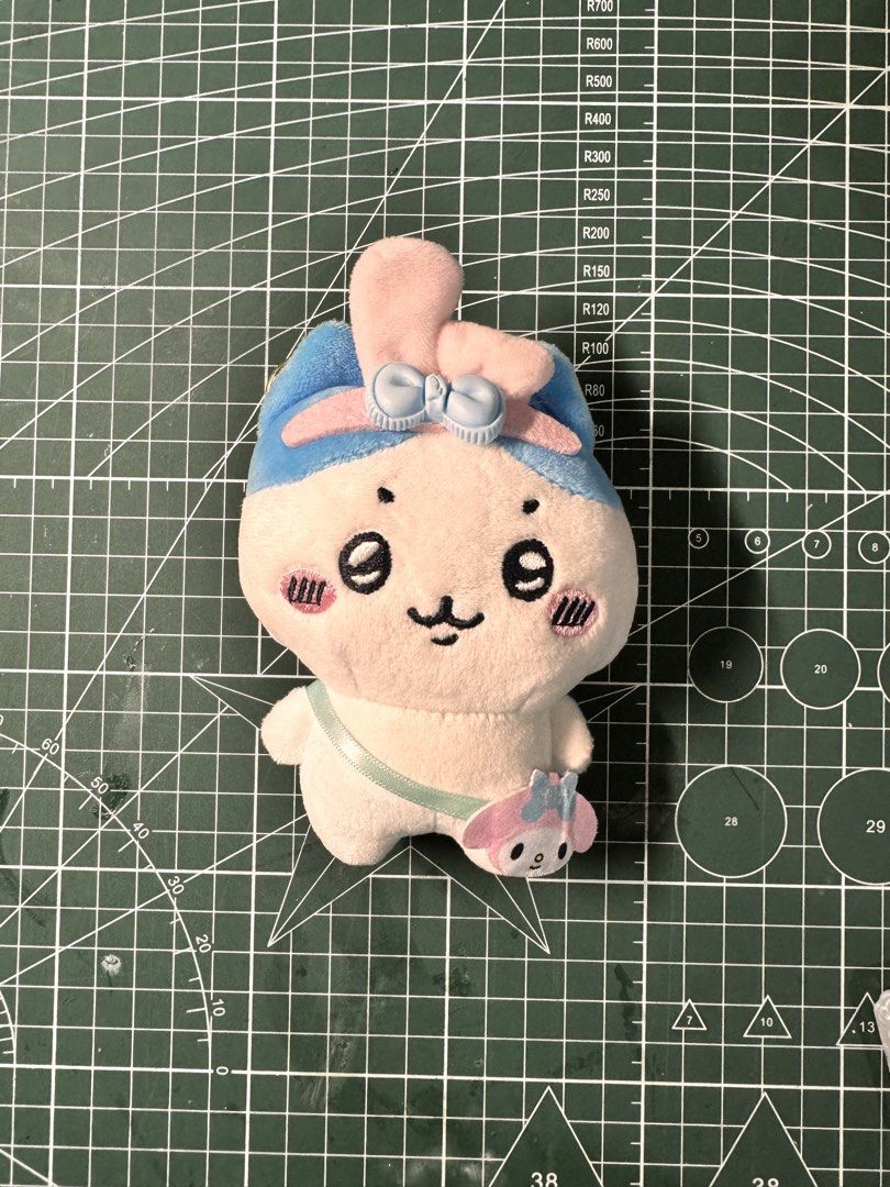 (UNOFFICIAL) hachiware plush keychain (Category: Character Goods) located in Manila. Submitted by angelrotting (Listing ID 1469532390, Image 1). Description: .