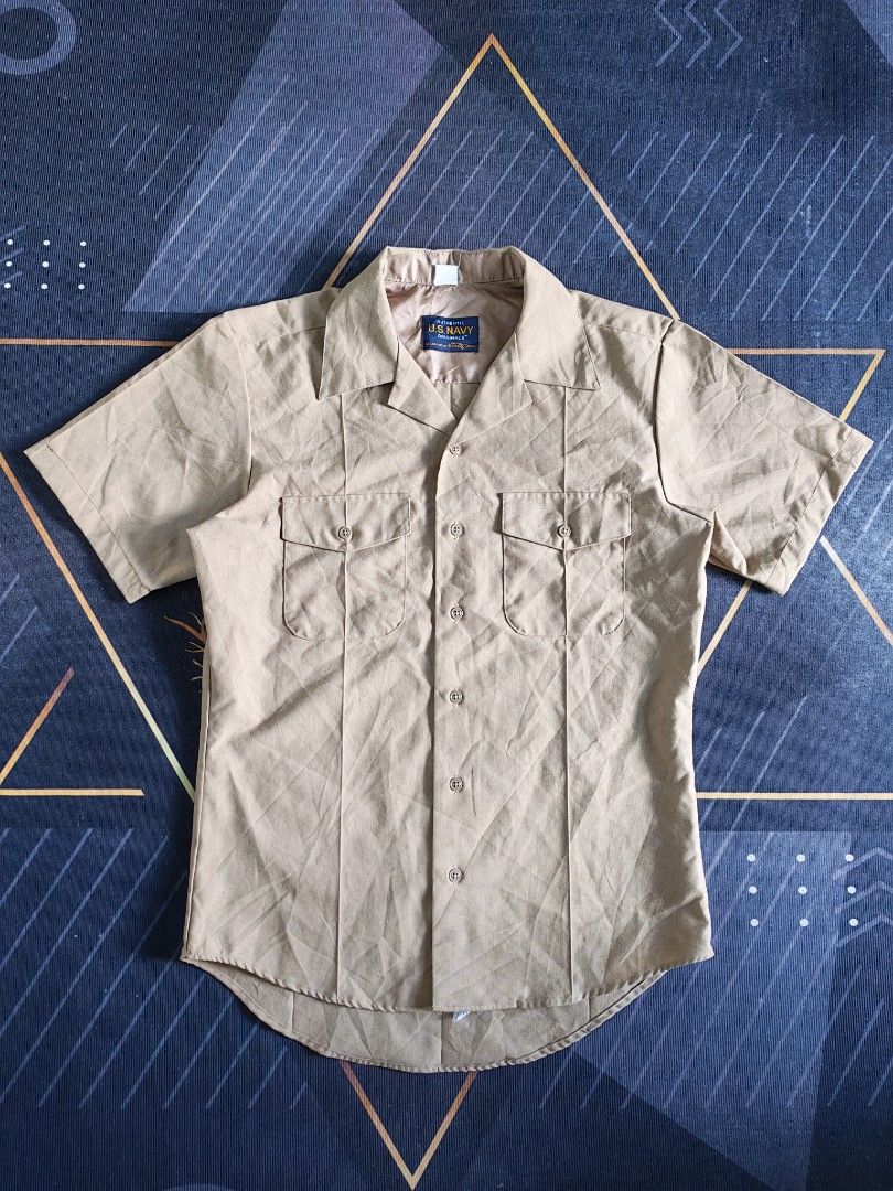 US Navy service khaki uniform shirt (Category: Tshirts & Polo Shirts ) located in Baguio. Submitted by used_clothing2600 (Listing ID 1469515148, Image 1). Description: US Navy service khaki uniform shirt made in USA size medium verygood condition width 22.5 length 29.5 shoulders 19 sleeve length 10 P 880.