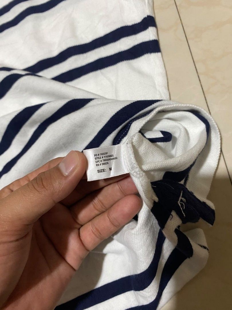 US POLO ASSN. (Category: Tshirts & Polo Shirts ) located in Santo Tomas. Submitted by liyothrift (Listing ID 1469506484, Image 2). Description: US POLO ASSN. 👕 Width 19 Length 29 Best fit Large Excellent condition 👌 Pm 📩📩.