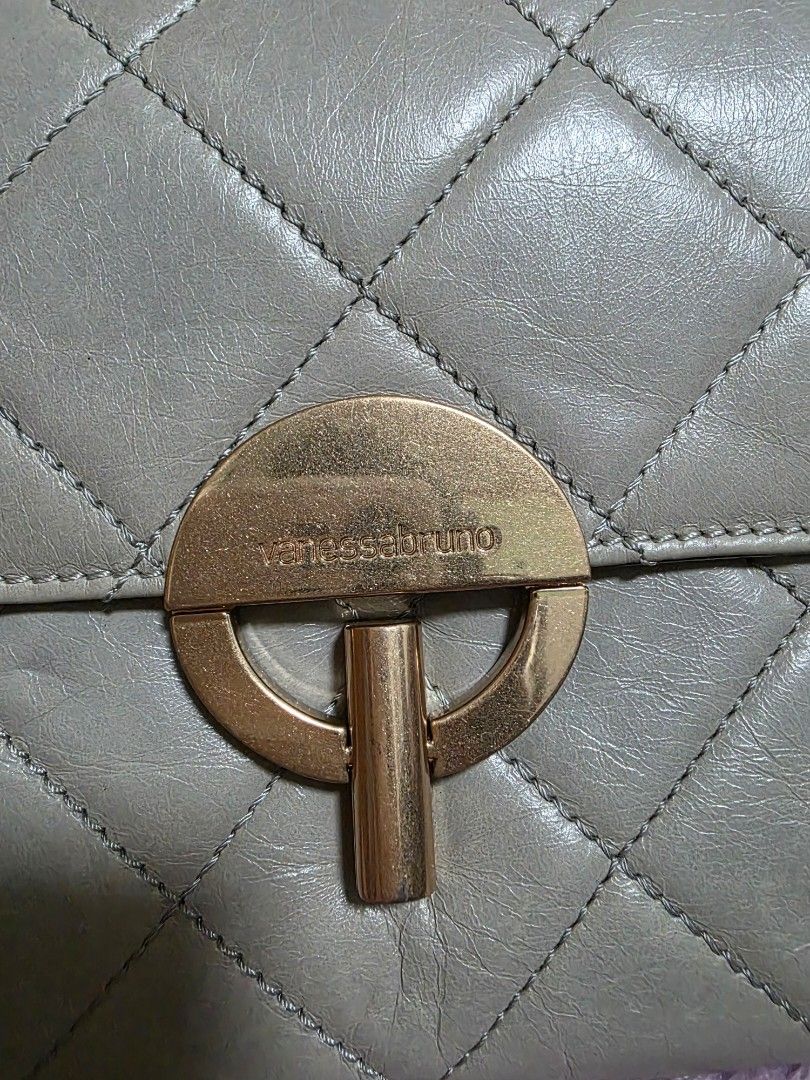 Vanessa Bruno kili bag (Category: Shoulder Bags) located in Binan City. Submitted by elli.etcetera (Listing ID 1469519799, Image 2). Description: MOP: Gcash, Maya or Bank transfer Courier: Flash, J&T or Lalamove.