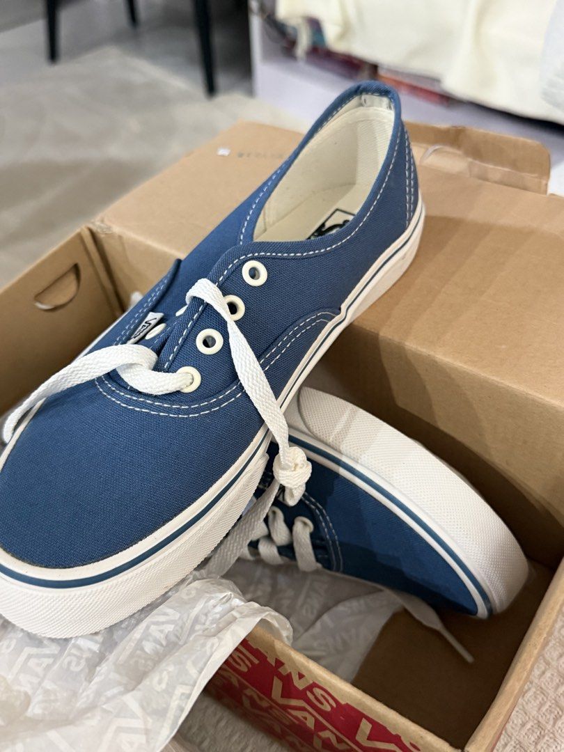 Vans Authentic Blue Canvas Sneakers (Category: Sneakers) located in Calamba. Submitted by shion2022 (Listing ID 1469427626, Image 1). Description: - Brand: Vans Authentic - Color: Navy blue with white contrast stitching and laces - Condition: Brand new, never worn outside - Soles: Spotless white midsoles with signature waffle rubber outsoles - Inclusions: Original shoe box included - Style: Classic low-top skate shoe, comfortable for daily wear.