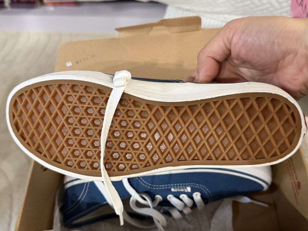 Vans Authentic Blue Canvas Sneakers (Category: Sneakers) located in Calamba. Submitted by shion2022 (Listing ID 1469427626, Image 2). Description: - Brand: Vans Authentic - Color: Navy blue with white contrast stitching and laces - Condition: Brand new, never worn outside - Soles: Spotless white midsoles with signature waffle rubber outsoles - Inclusions: Original shoe box included - Style: Classic low-top skate shoe, comfortable for daily wear.