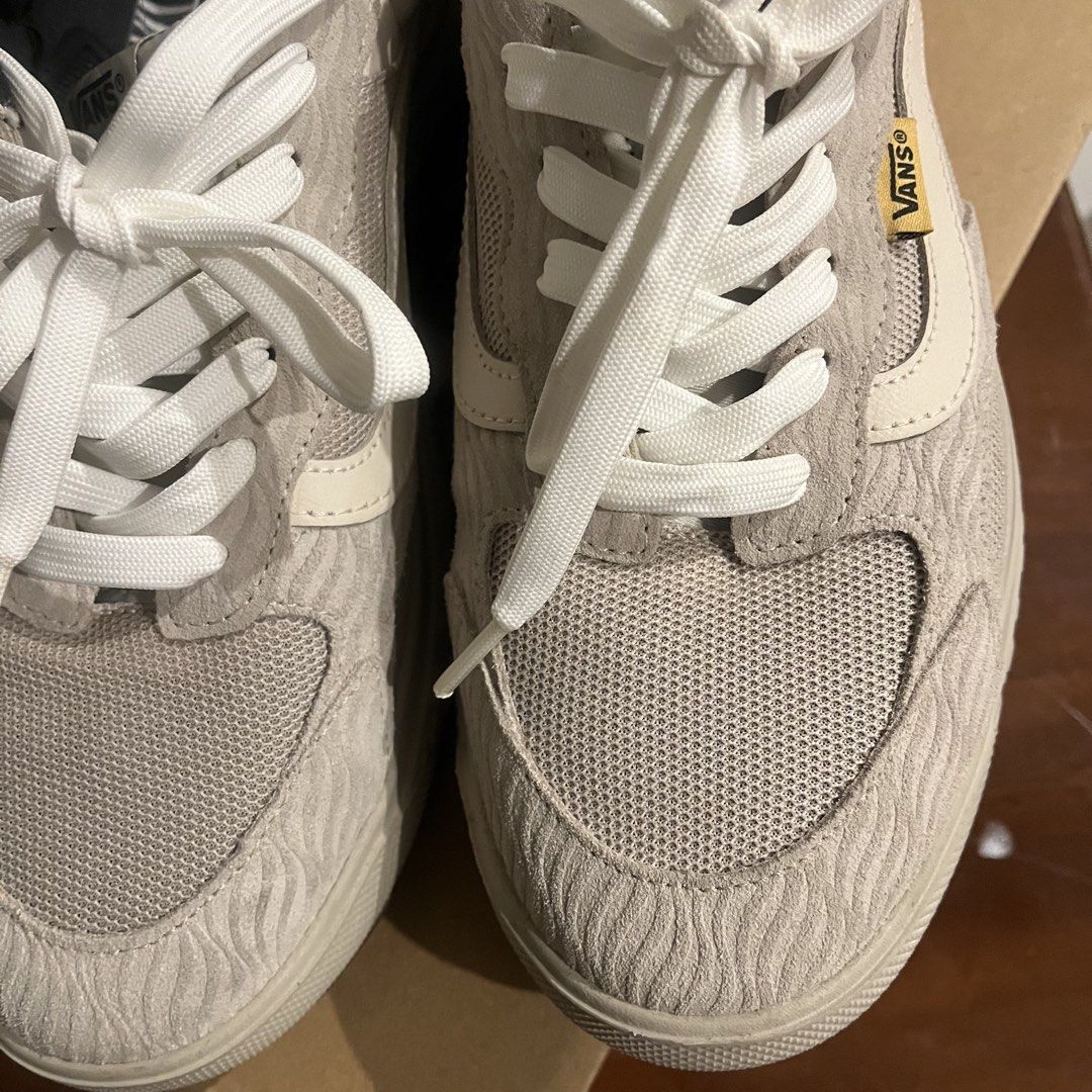 vans ultrarange neo vr3 (Category: Casual Shoes) located in Lucena. Submitted by jayseln (Listing ID 1469549901, Image 3). Description: - never been used, nakatambak lang - dm ur offer, be reasonable for tuition lang po.