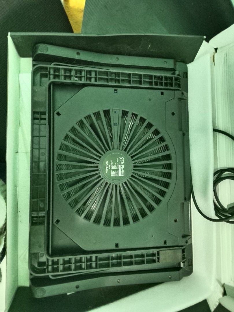 Vertux Arctic Laptop Cooling Pad (Category: Laptops & Notebooks) located in Binan City. Submitted by riribdllh (Listing ID 1469422098, Image 2). Description: Buyer will shoulder the Delivery Fee Orig Price in Powerblitz: 1,550 Technical Specification Fan Dimension: 180*180*15mm(1pcs) Fan Speed: 800RPM ± 10％ Fan Airflow: 47CFM Fan Noise: 17-22dB Power Input: DC 5V, ≤ 0.8A Cable Size: 60cm Compatibility: Supports up to 17” Laptop Maximum Power Inpu