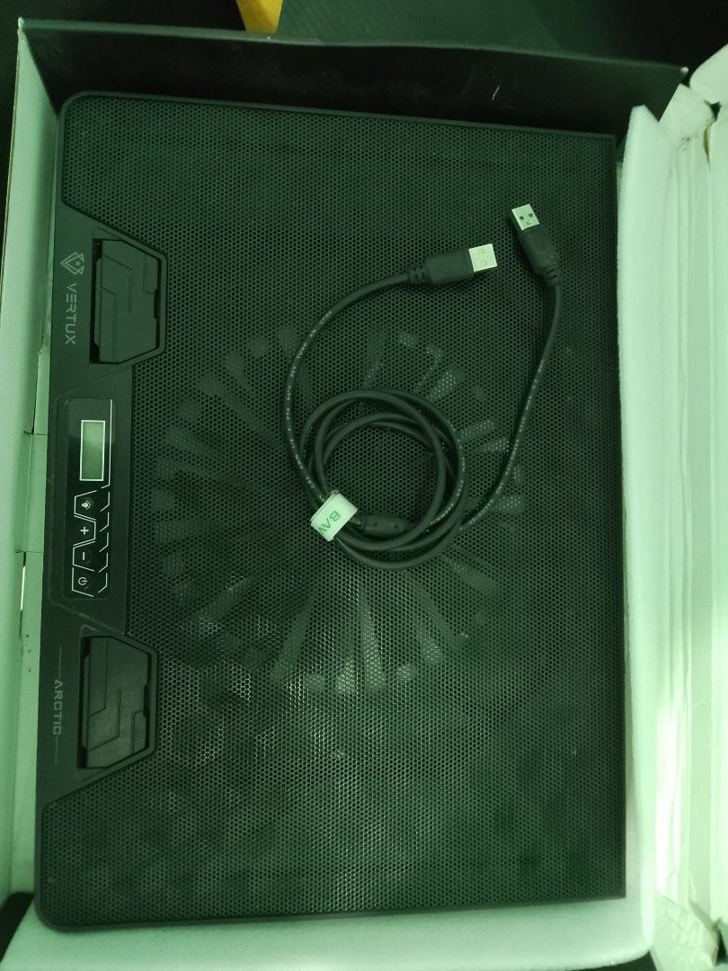 Vertux Arctic Laptop Cooling Pad (Category: Laptops & Notebooks) located in Binan City. Submitted by riribdllh (Listing ID 1469422098, Image 1). Description: Buyer will shoulder the Delivery Fee Orig Price in Powerblitz: 1,550 Technical Specification Fan Dimension: 180*180*15mm(1pcs) Fan Speed: 800RPM ± 10％ Fan Airflow: 47CFM Fan Noise: 17-22dB Power Input: DC 5V, ≤ 0.8A Cable Size: 60cm Compatibility: Supports up to 17” Laptop Maximum Power Inpu