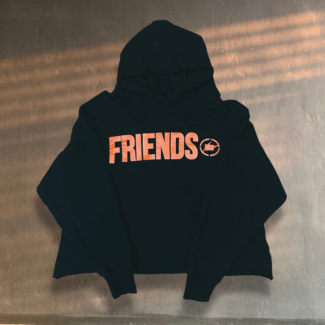 Vetements Friends (Category: Coats, Jackets and Outerwear) located in San Pedro. Submitted by strt.manila (Listing ID 1469562286, Image 1). Description: Cropped XL Boxy Flawless on Print Tag intact.