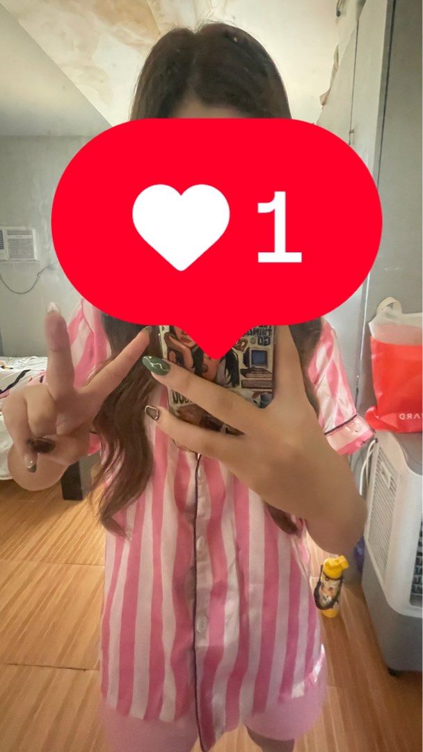 Victoria Secret Style Pajama Set (Category: Undergarments & Loungewear) located in Marikina City. Submitted by prelovedbyshams.sy (Listing ID 1469527049, Image 1). Description: Top & Pajama .