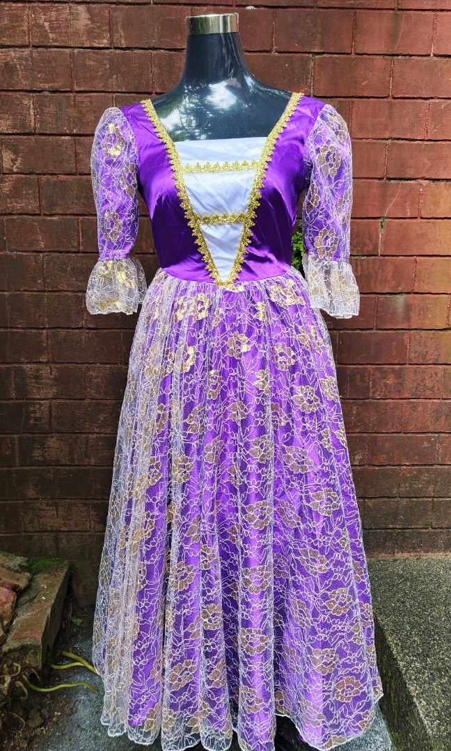 Victorian/Medieval gown (Category: Evening dresses & gowns) located in Baguio. Submitted by ukay_district (Listing ID 1469494987, Image 1). Description: Victorian princess gown Rapunzel inspired size: for teens/XS adult no flaws 450.