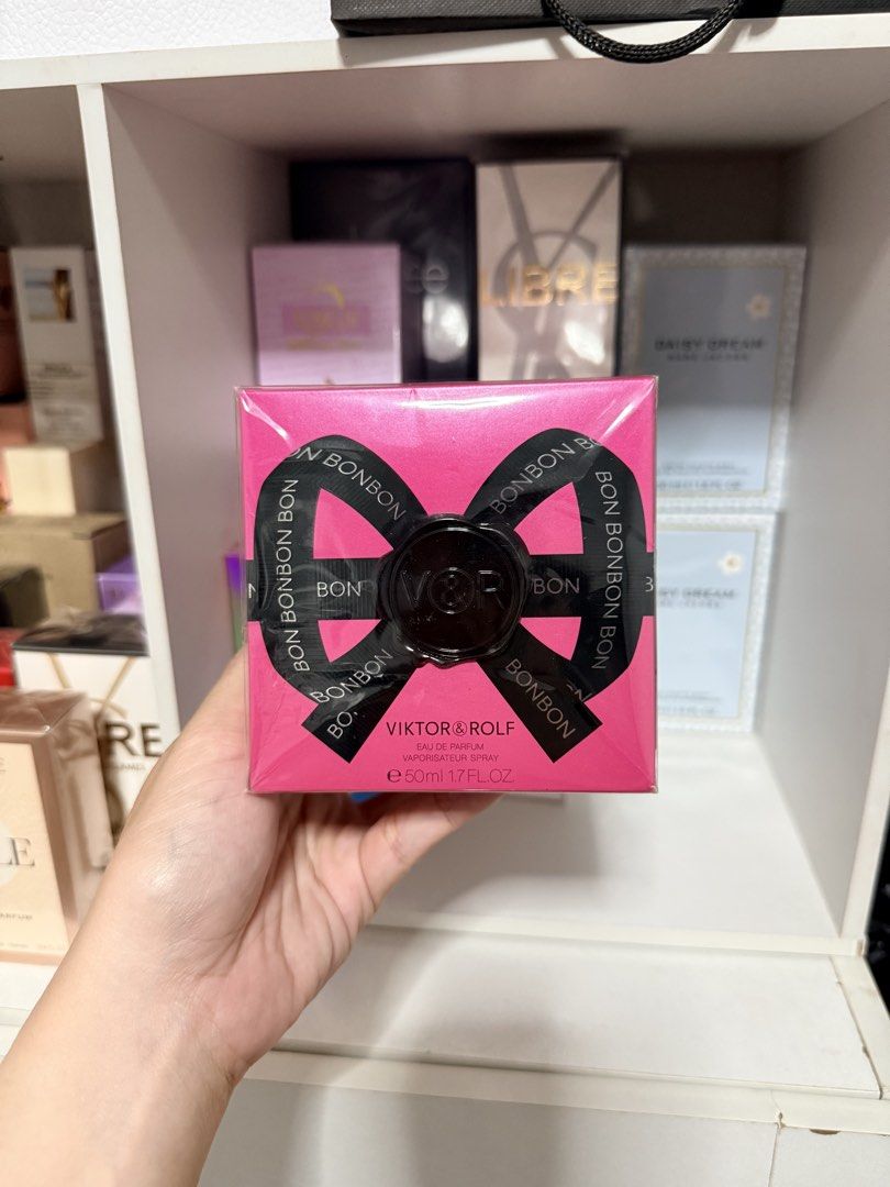 Viktor and Rolf bonbon (Category: Fragrance & Deodorants) located in Bacoor. Submitted by jandeeee (Listing ID 1469448706, Image 1). Description: .