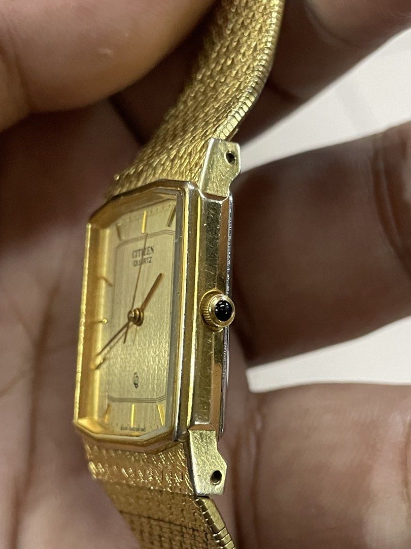 vintage Citizen Quartz Ellipse (Category: Men's Watches) located in Quezon City. Submitted by cham_apolintisima (Listing ID 1469448633, Image 3). Description: 24x32mm Double lock Negotiable .