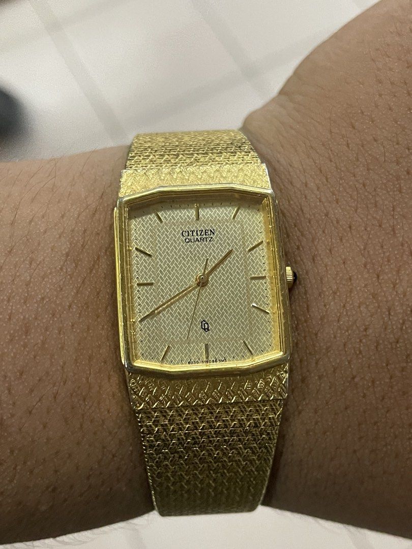 vintage Citizen Quartz Ellipse (Category: Men's Watches) located in Quezon City. Submitted by cham_apolintisima (Listing ID 1469448633, Image 2). Description: 24x32mm Double lock Negotiable .