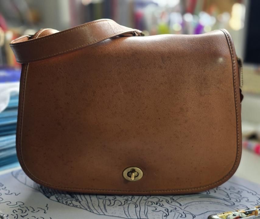 Vintage Coach Ranch Bag Style 9852 (Category: Cross-body Bags) located in Makati City. Submitted by bunnyaves (Listing ID 1469422830, Image 1). Description: Good Vintage Condition DM for deets Tabac (or British Tan) Pick up from Makati City.