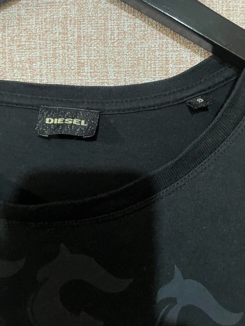 Vintage Diesel Size S (Category: Tshirts & Polo Shirts ) located in Mabitac. Submitted by axelverador (Listing ID 1469417836, Image 2). Description: Vintage streetwear y2k Diesel Wolf T-shirt Size S.