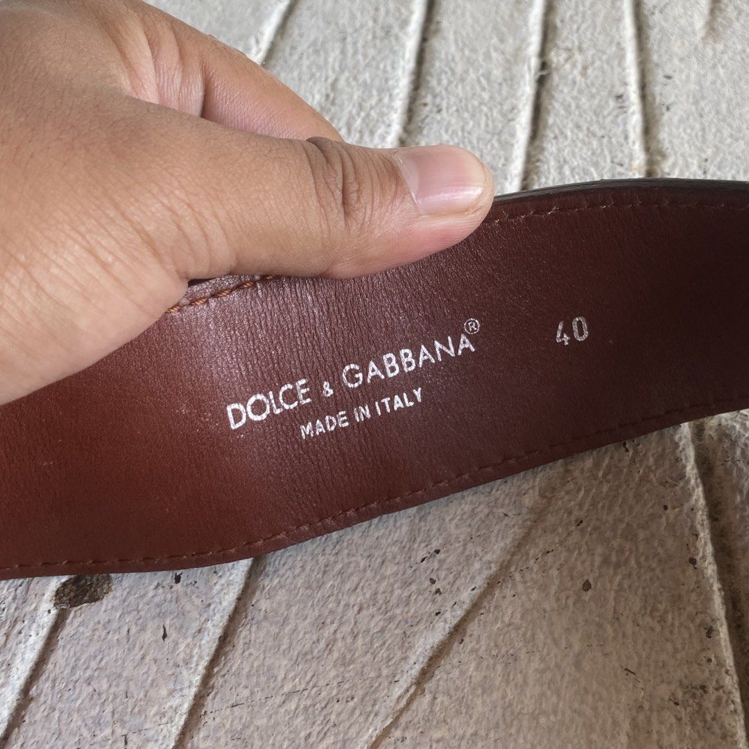 Vintage Dolce Gabbana Crocodile Leather Rectangular Belt (Category: Belts) located in Manila. Submitted by 4114thrifts.ph (Listing ID 1469452448, Image 3). Description: Item Name: Vintage Dolce Gabbana Crocodile Leather Rectangular Belt (Details) • Condition: Very Good Condition • Color Rate: 9.3/10 • Issue/s: Sign of Usage (See photos) Mine: 750 + Shipping Fee 📥 Dasmariñas City, Cavite, 4114📍.