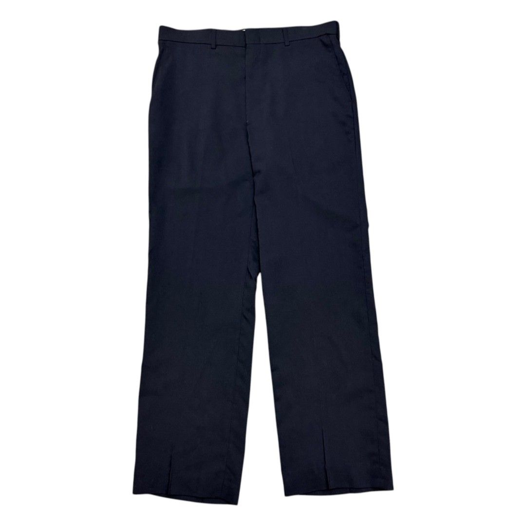 VINTAGE HAGGAR MAGIC STRETCH NAVY TROUSER (Category: Trousers) located in Dinalupihan. Submitted by aizzeestuffs (Listing ID 1469498868, Image 1). Description: Length:40.5" Waist:33" Inseams:29.5" Rise: 11" Thighs:12" Hem:8.5" Color may vary due to lighting. Pm for more Details. Old Money Luxury Designer..